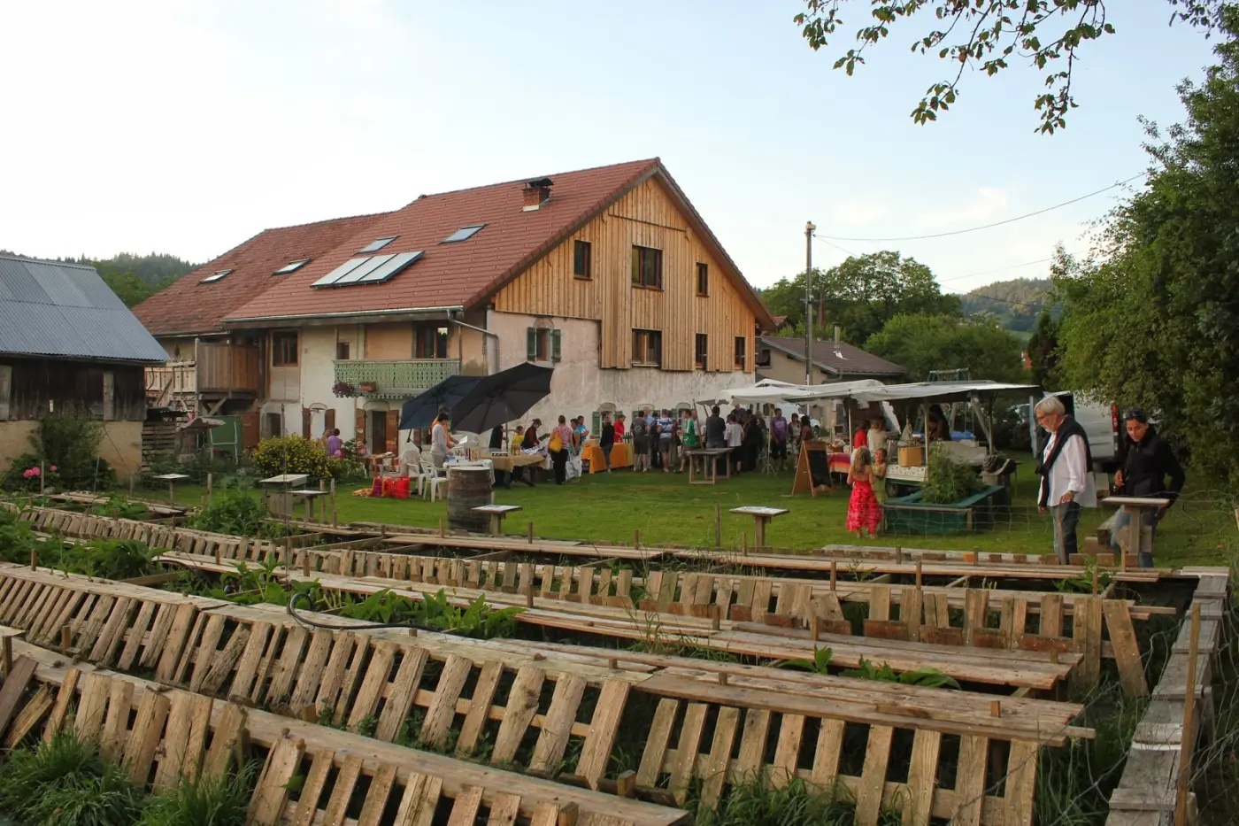 La ferme Helixa et ses parcs d'élevage un jour de portes ouvertes